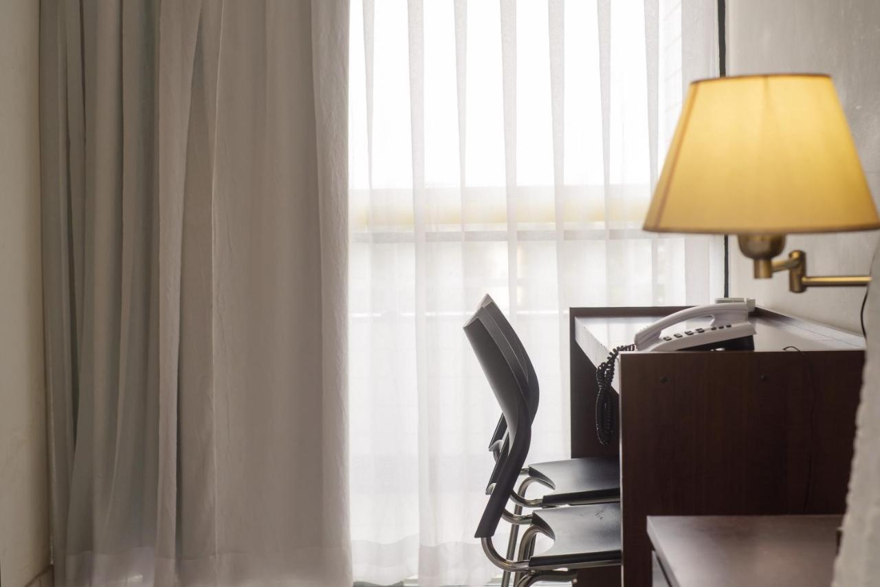 Ibituruna Center Hotel 고베르나도르 발라다레스 외부 사진