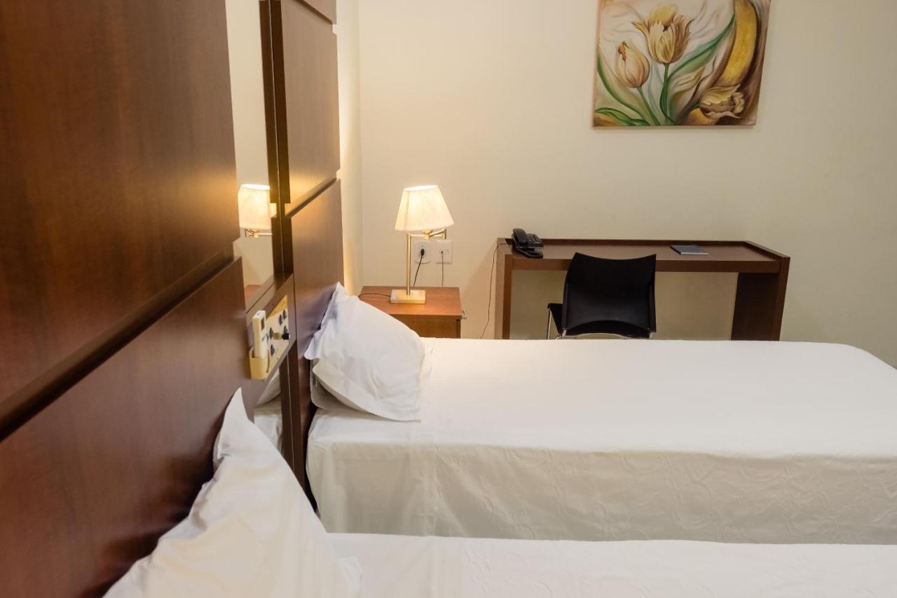 Ibituruna Center Hotel 고베르나도르 발라다레스 외부 사진