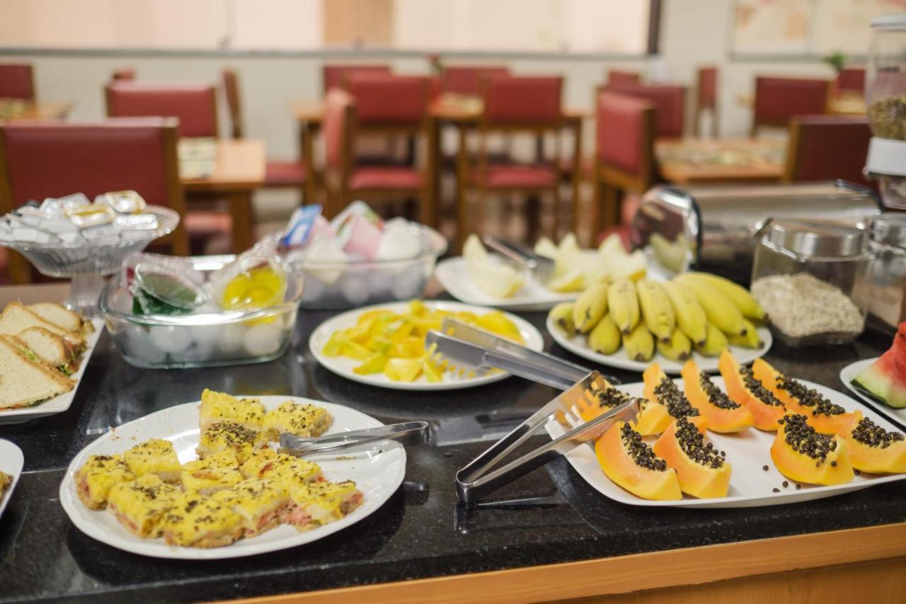 Ibituruna Center Hotel 고베르나도르 발라다레스 외부 사진