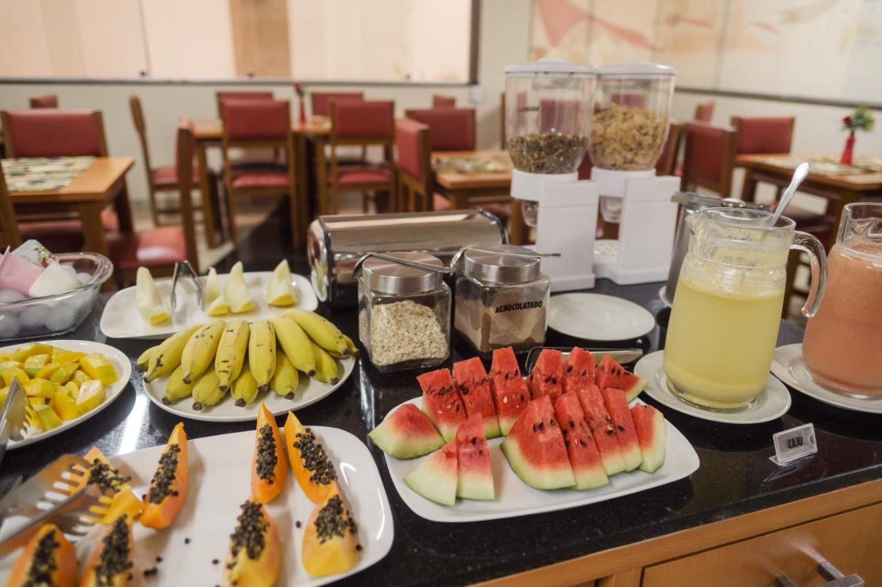 Ibituruna Center Hotel 고베르나도르 발라다레스 외부 사진